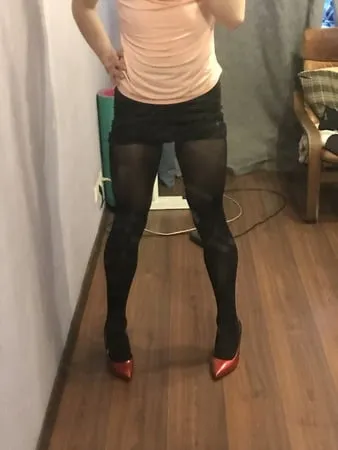 sissy secretary         