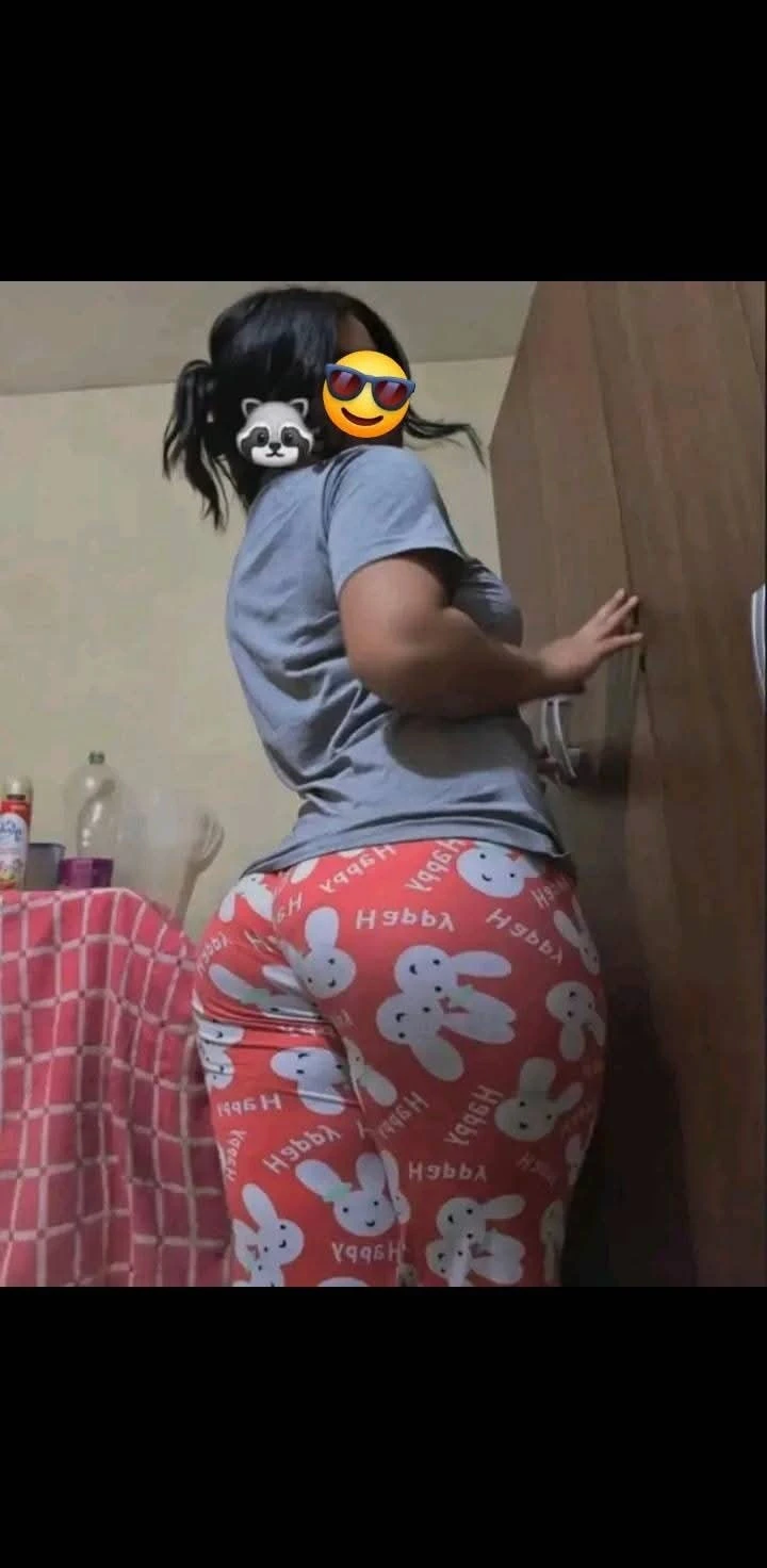 与妻子香港的胸罩 posses