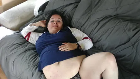 sexy bbw couch booty and sports girl         