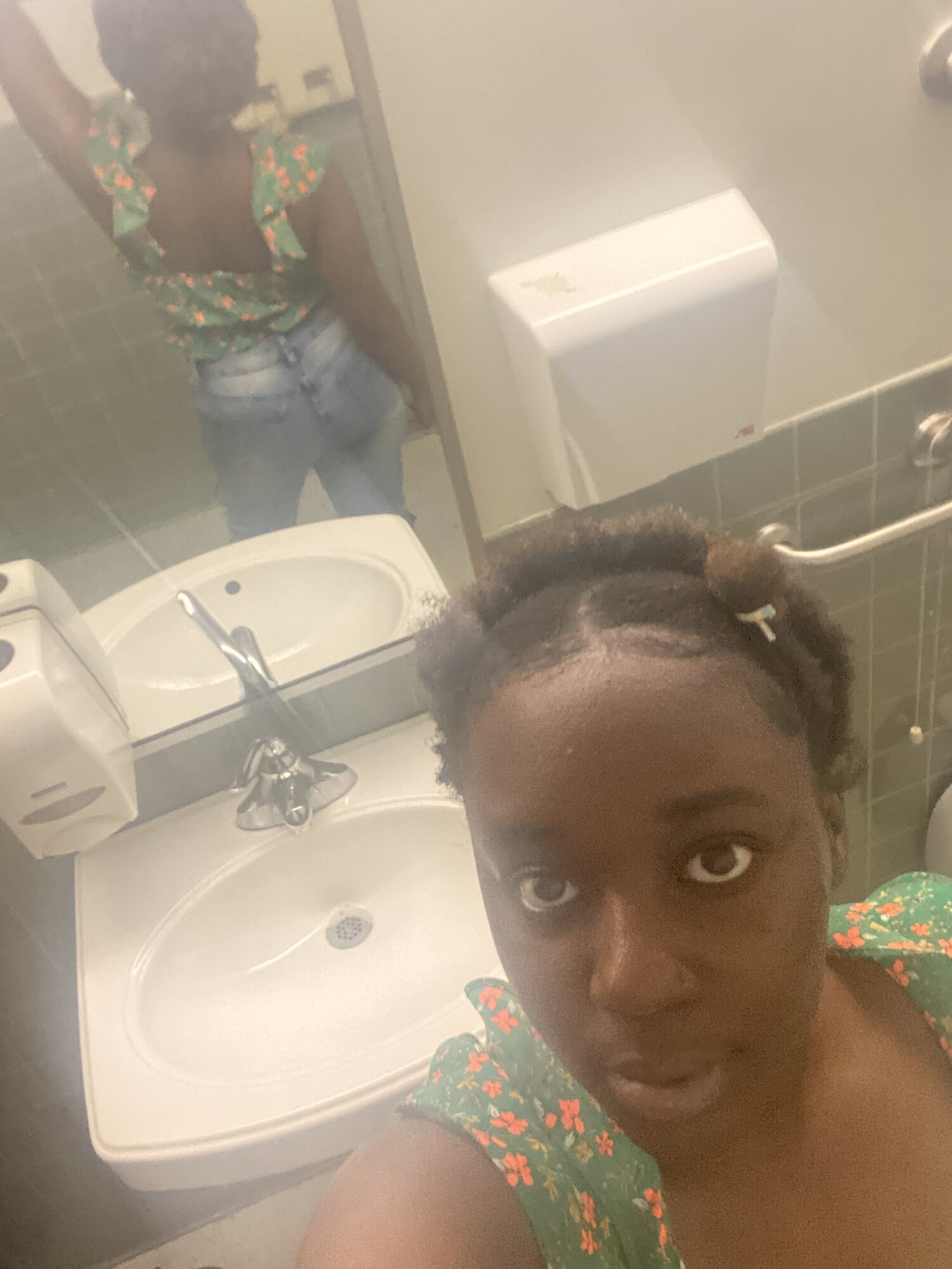 Why Am I So Beautiful (My Body Ody Ody Ody)🥰