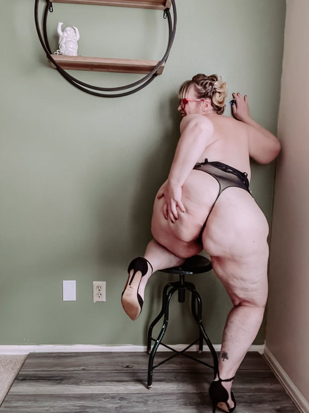 BBW Alice in heels fat ass #5