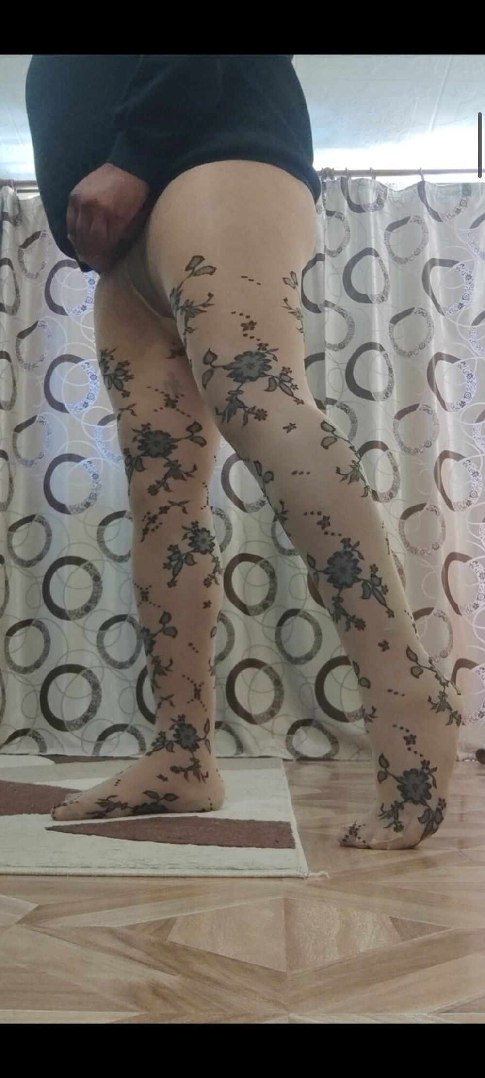 Patterned pantyhose cock masturbation #34