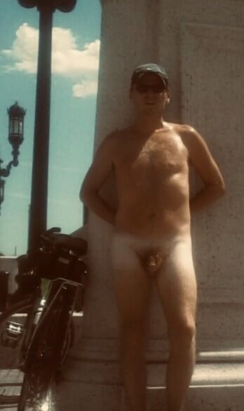Nude in public #3