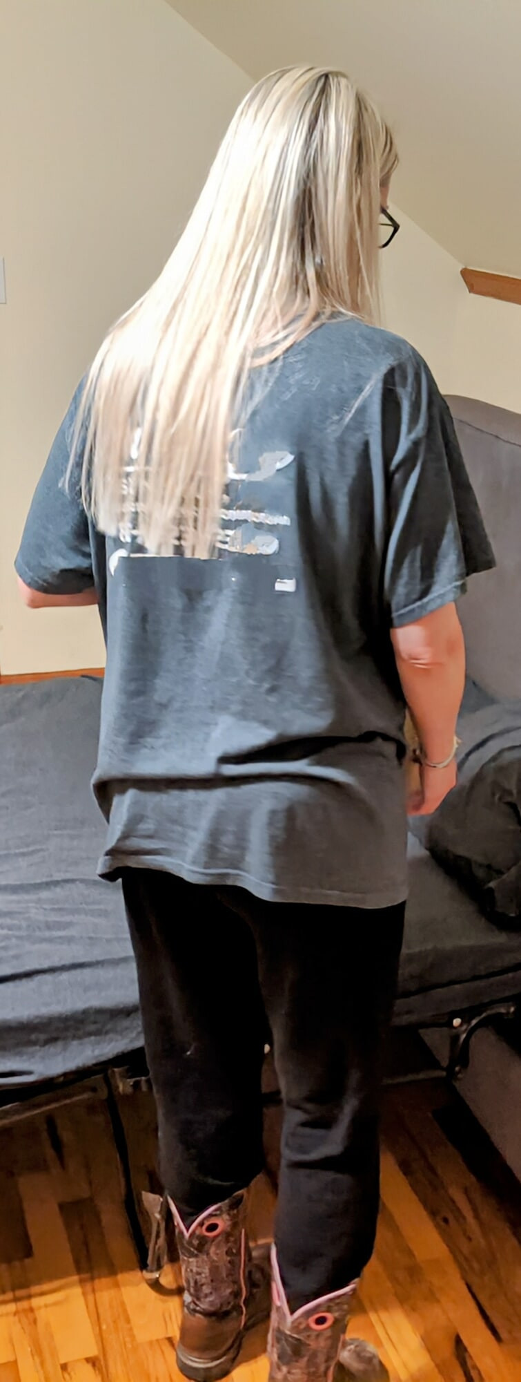 Clothed Mudcricket #3