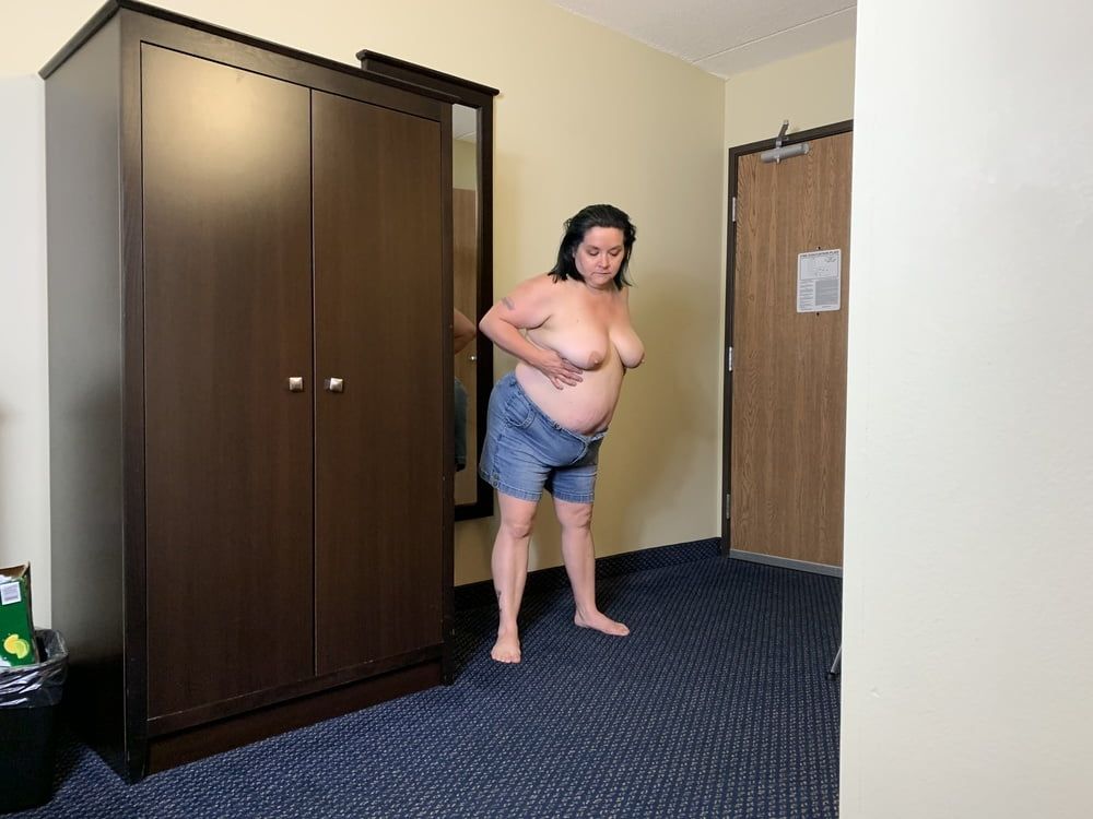 Sexy BBW Spank Me Hotel Pics #23