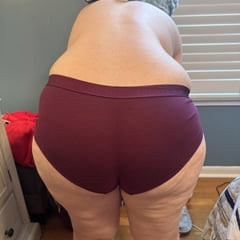 Wife showing off ass in her panties 