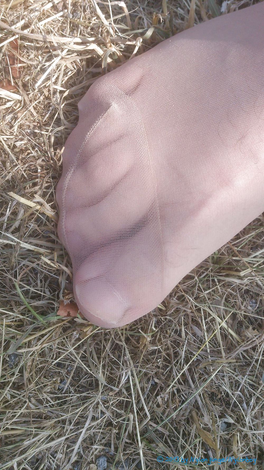 Cum on my Nylonfoot #11