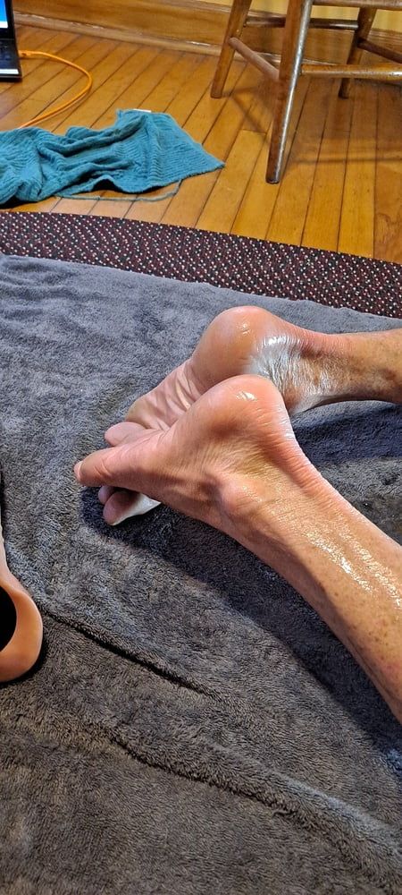 My feet and ass closeup
