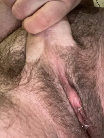 wet pussy under cock         