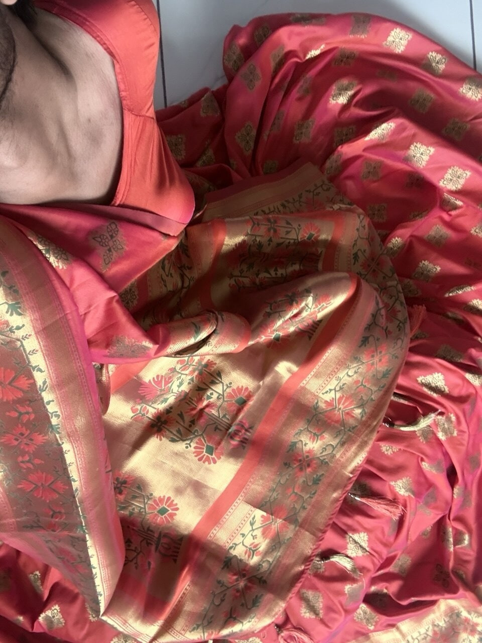 Wear pink saree