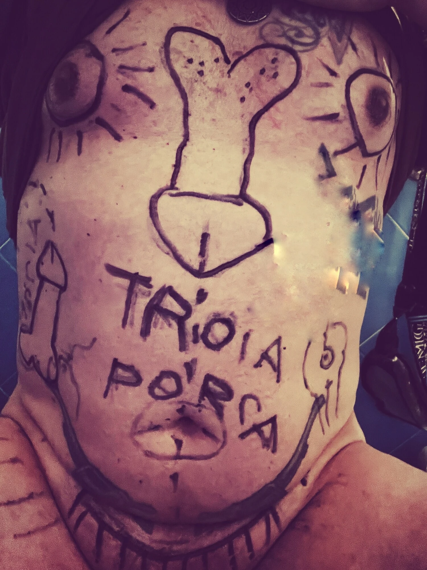 Είμαι σκύλα