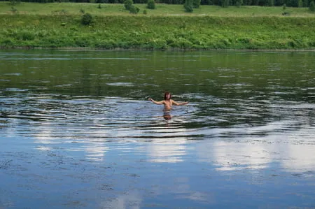 nude playing in volga river         