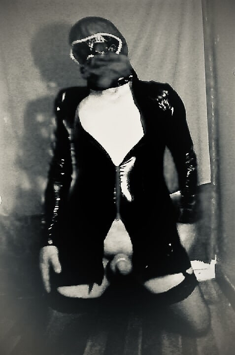 SUBMISSIVE SLUT #4