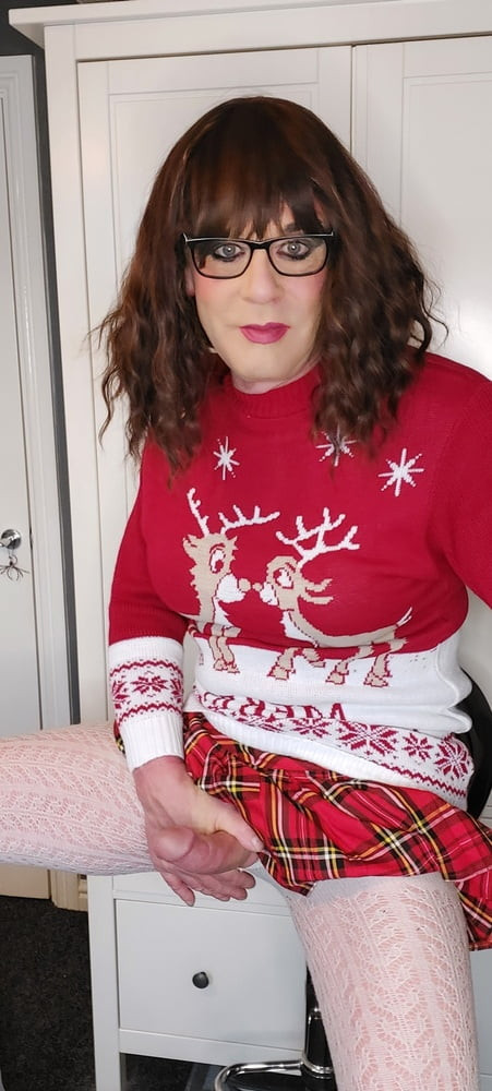 crossdressing juniper beri xmas #4