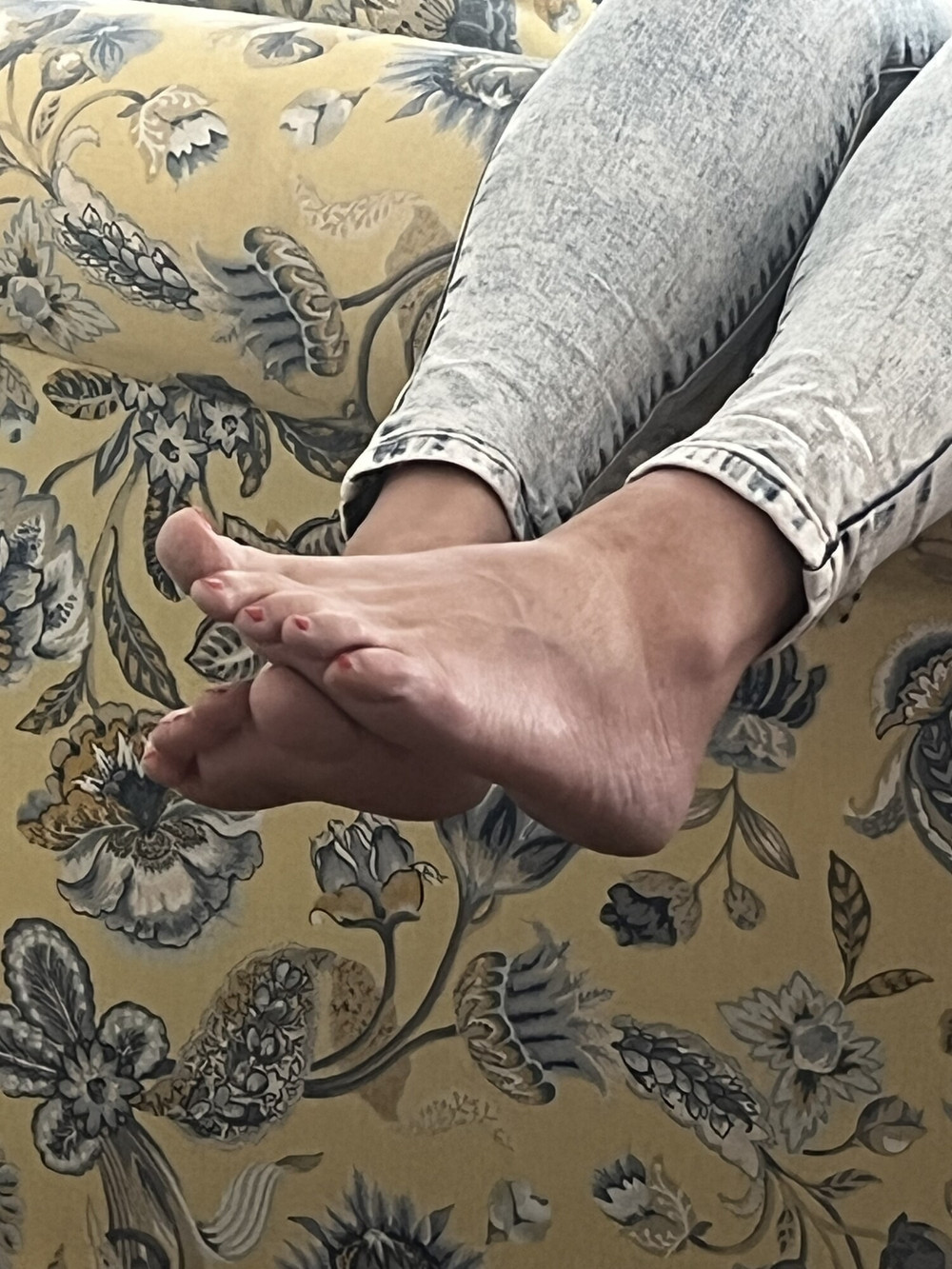 PAWG Wife’s Feet & Tits #11