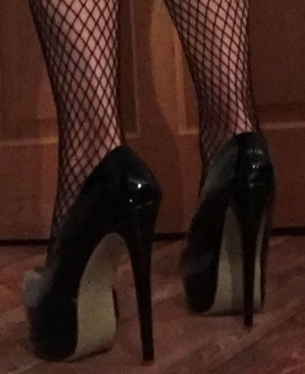 ultra legs in fishnets