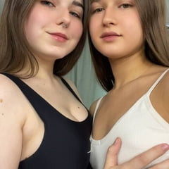 Stacy &amp; Sunn Free Photos