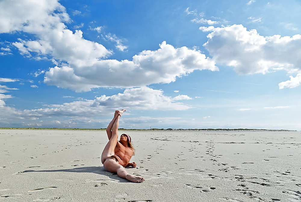 Tygra,shooting on the beach in Hambourg. #25