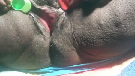 his queen sugas squirting big clit ebony pussy         