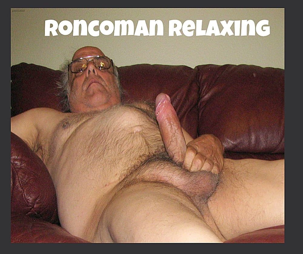 Roncoman the pig relaxing 