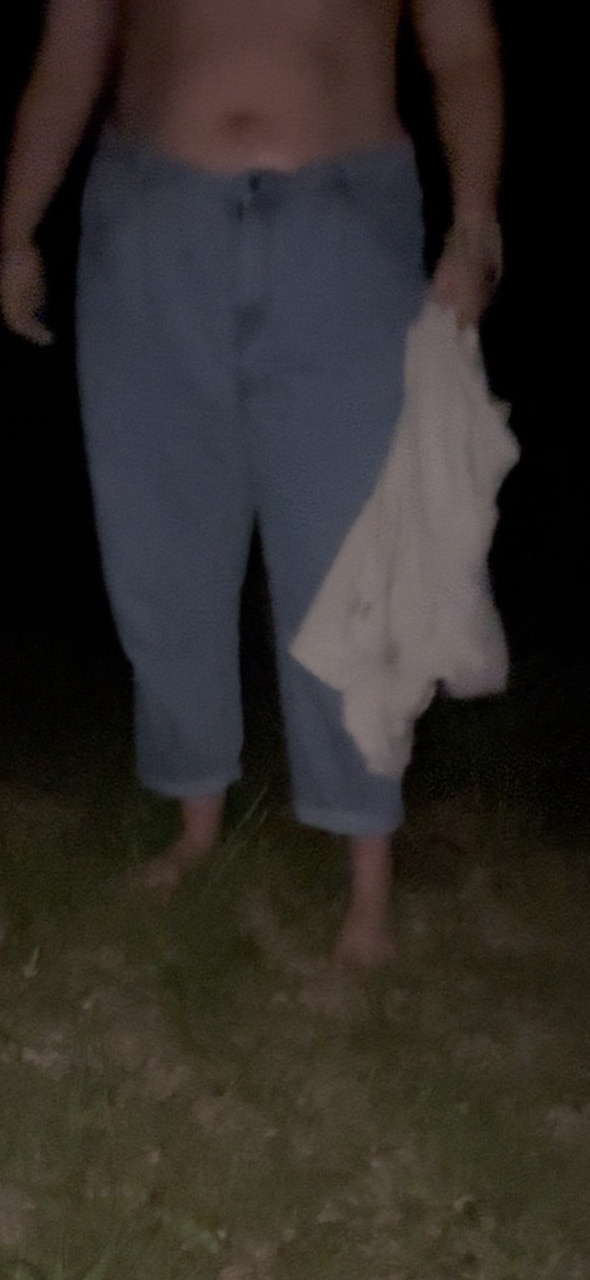 Pissing in public #7