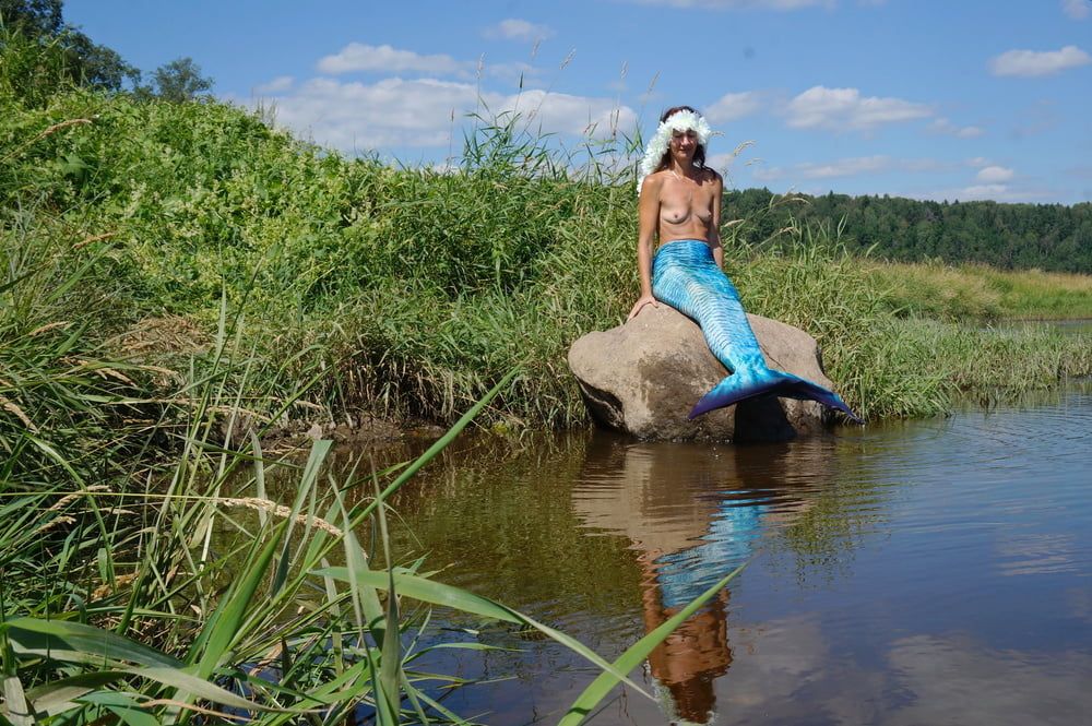 Mermaid  on boulder #37