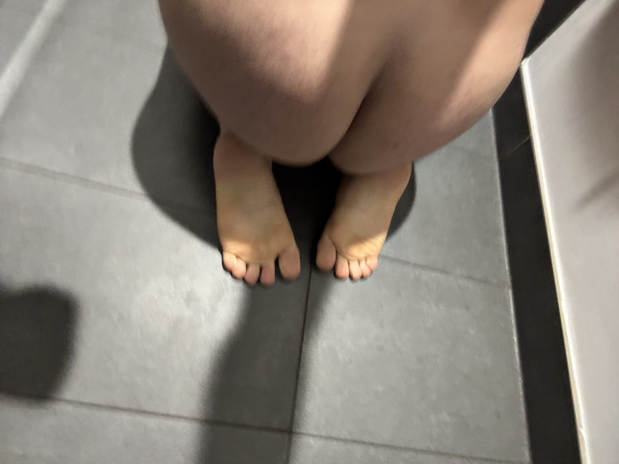 Feet and Ass from turkish teen at work!