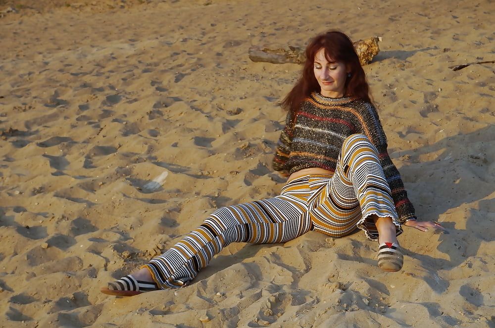 On the Sand (ShopAkira pants) #8