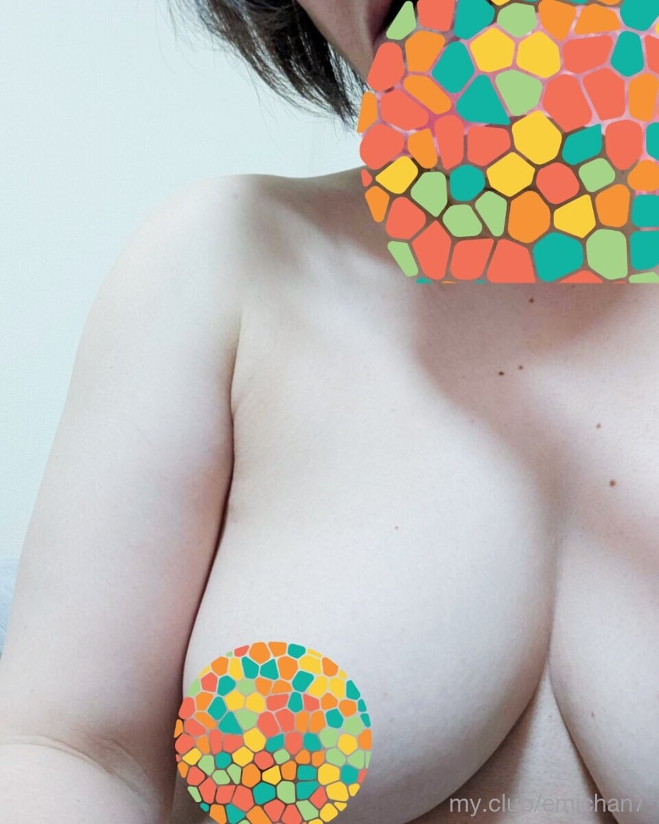 Emi❤️ Free Photos #15