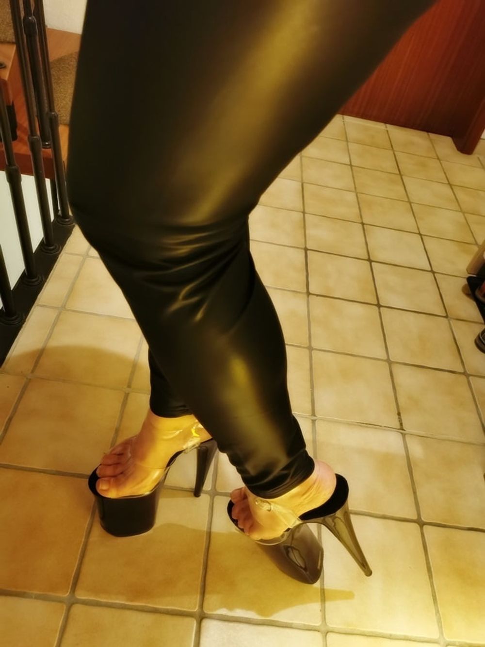 Mirror Play with Beyond Heels &amp; Latex Leggings #5