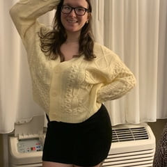 I’m so horny wearing my sweaters, I want my pussy licked