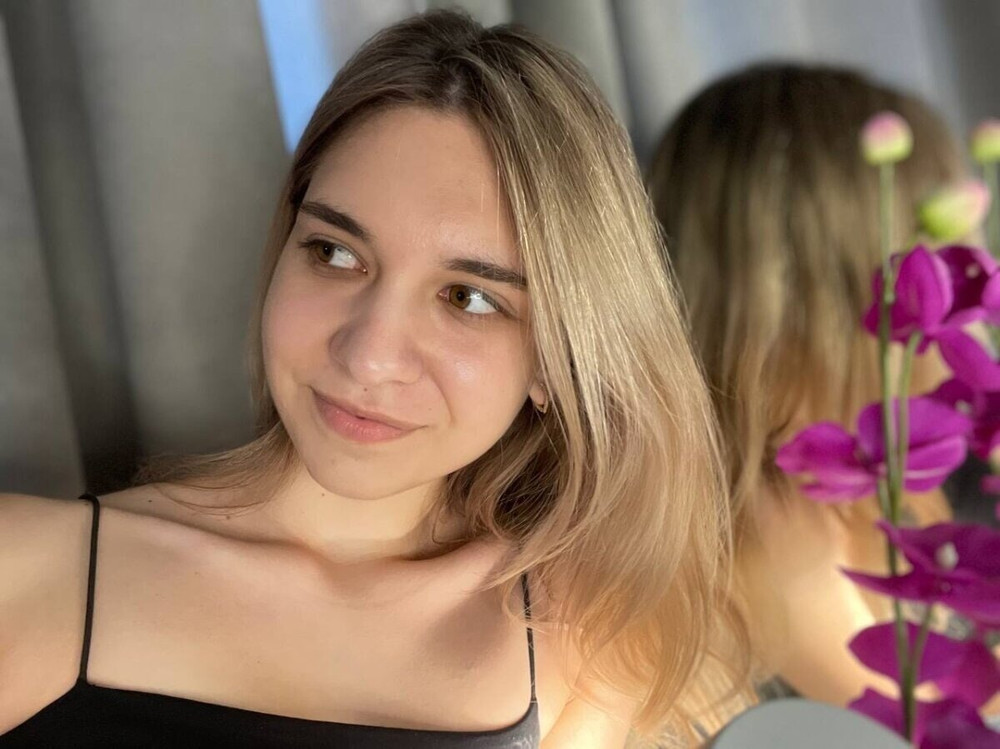 Cassandra Free Photos #54