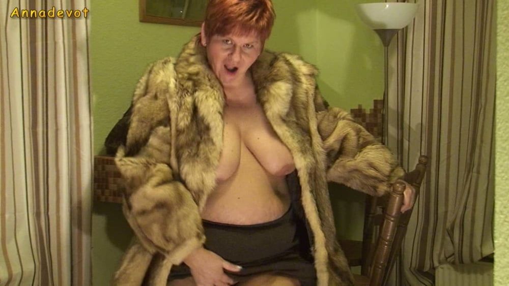 FETISH - masturbating in FUR COAT #15