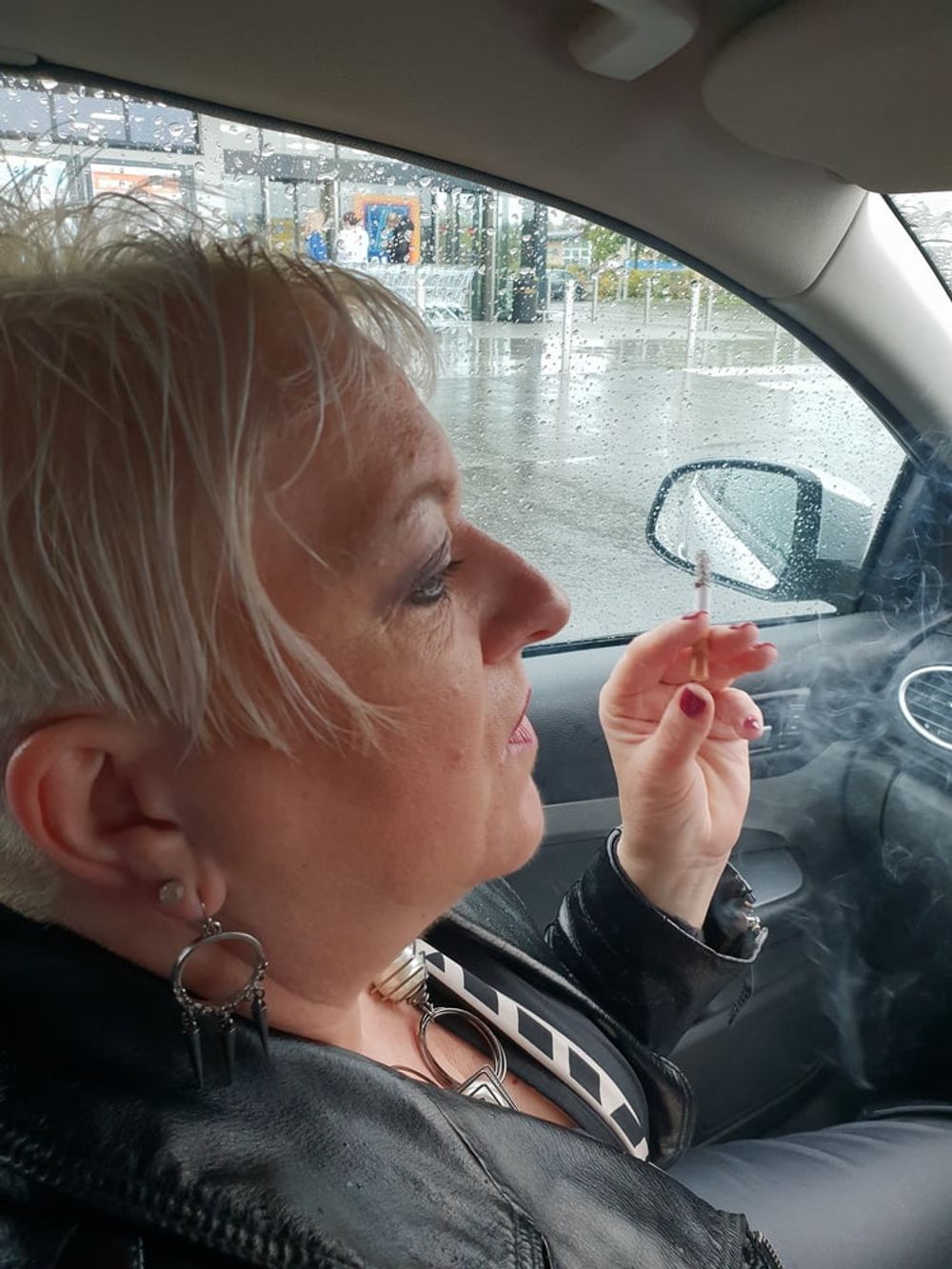 ME SMOKING IN PUNTERS CAR #3