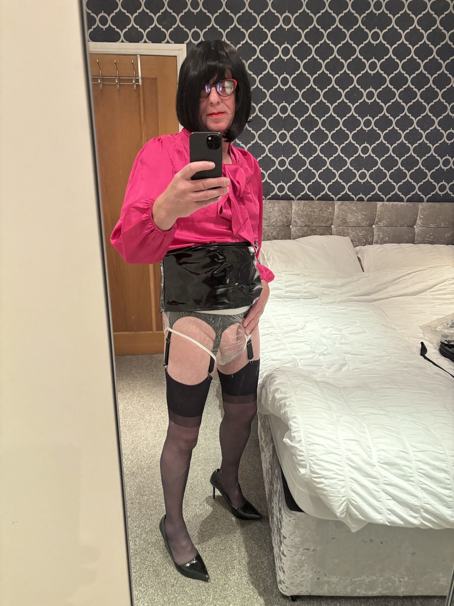 PVC MILF in PVC knickers hand job
