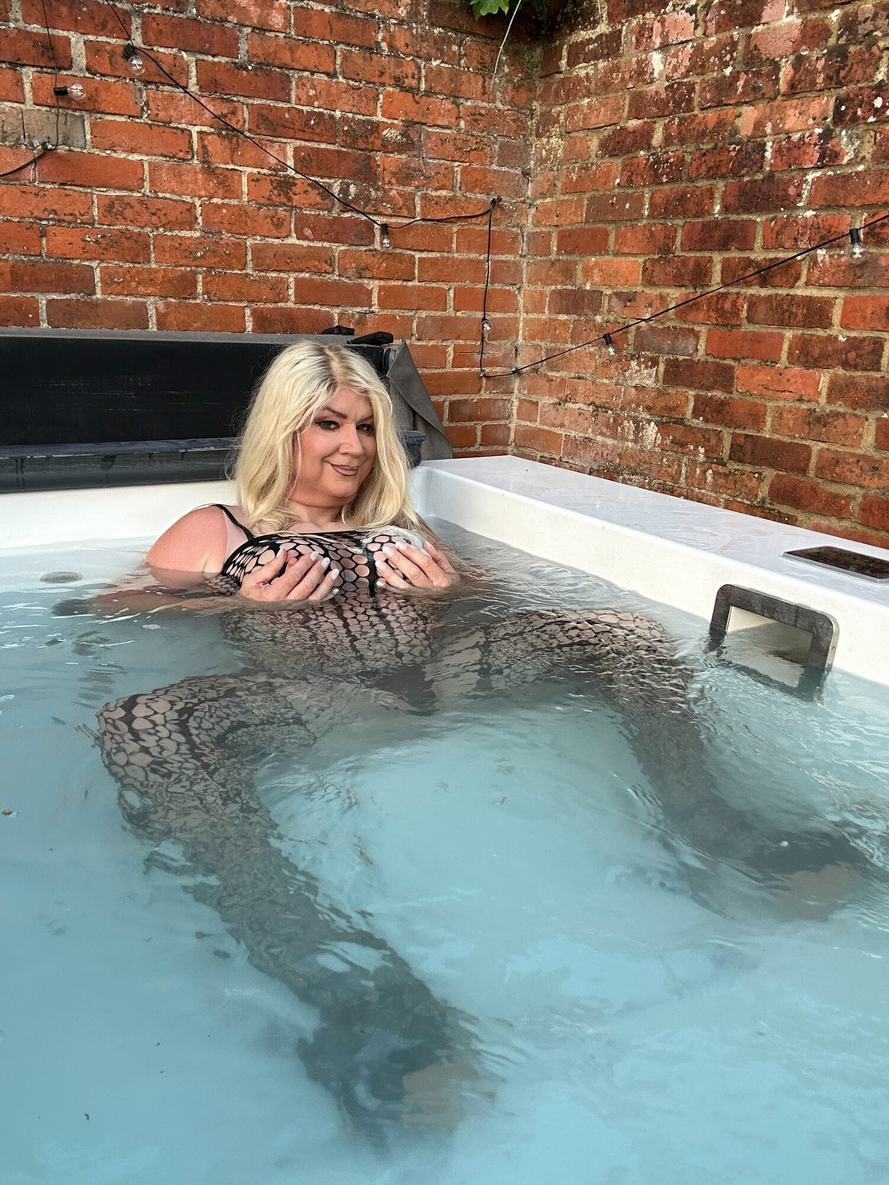 Hot Tub Astrid