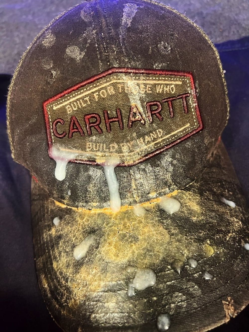 Jizz tagging a Carhartt Cap #31