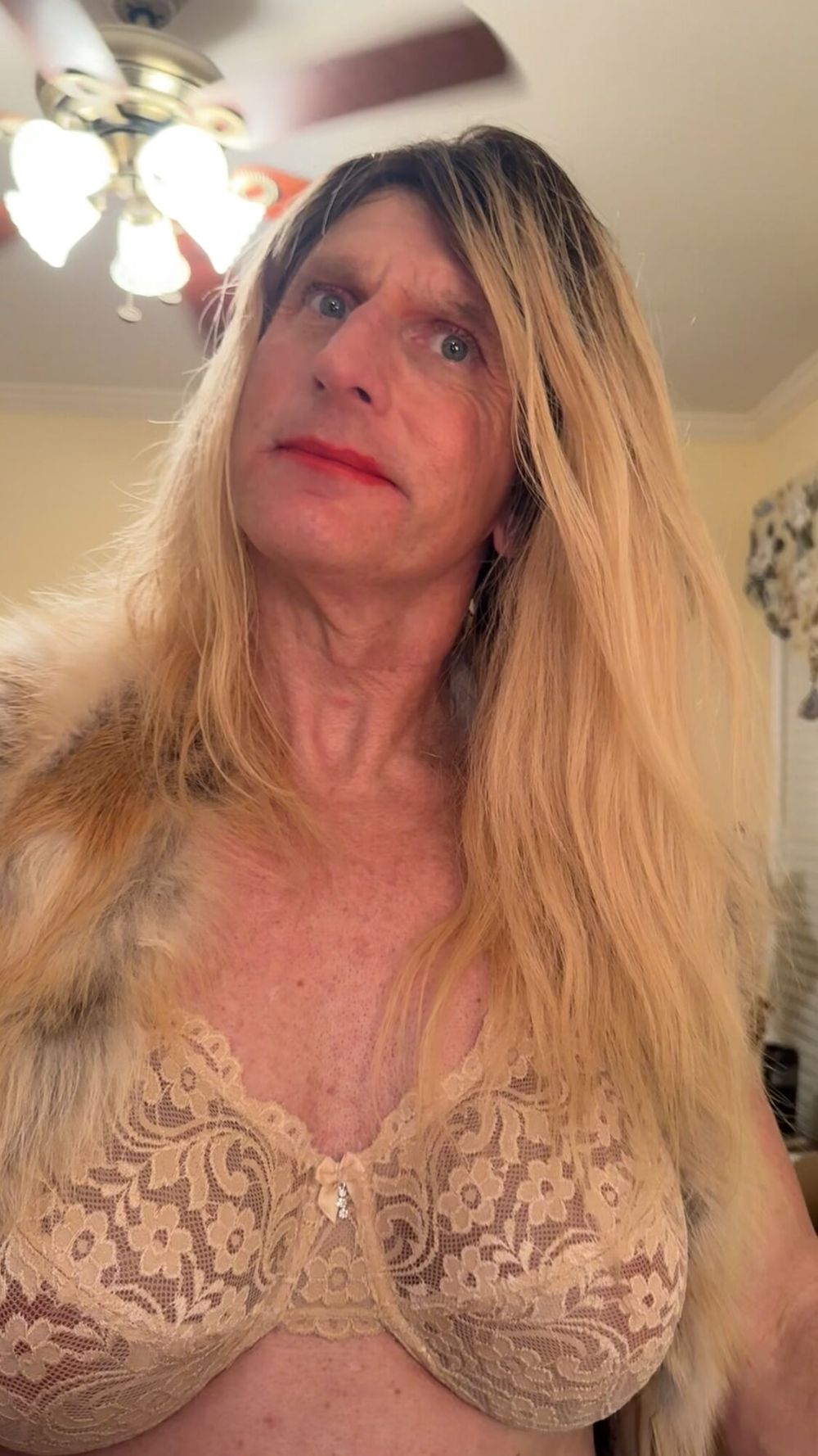 Long Blonde Hot Crossdresser Transvestite Fur Prostitute  #32