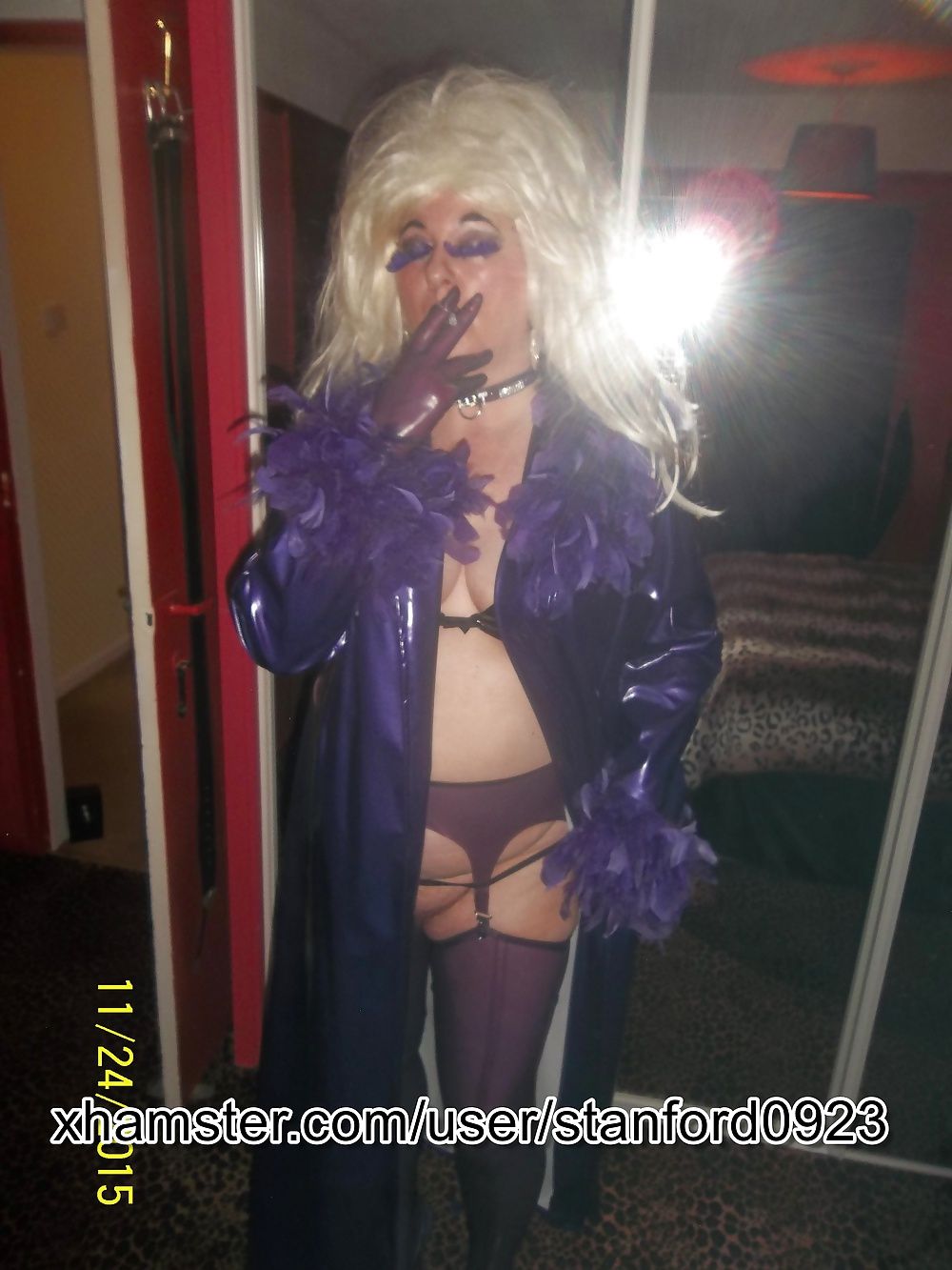 SMOKING DIVA SLUT PT1 #19