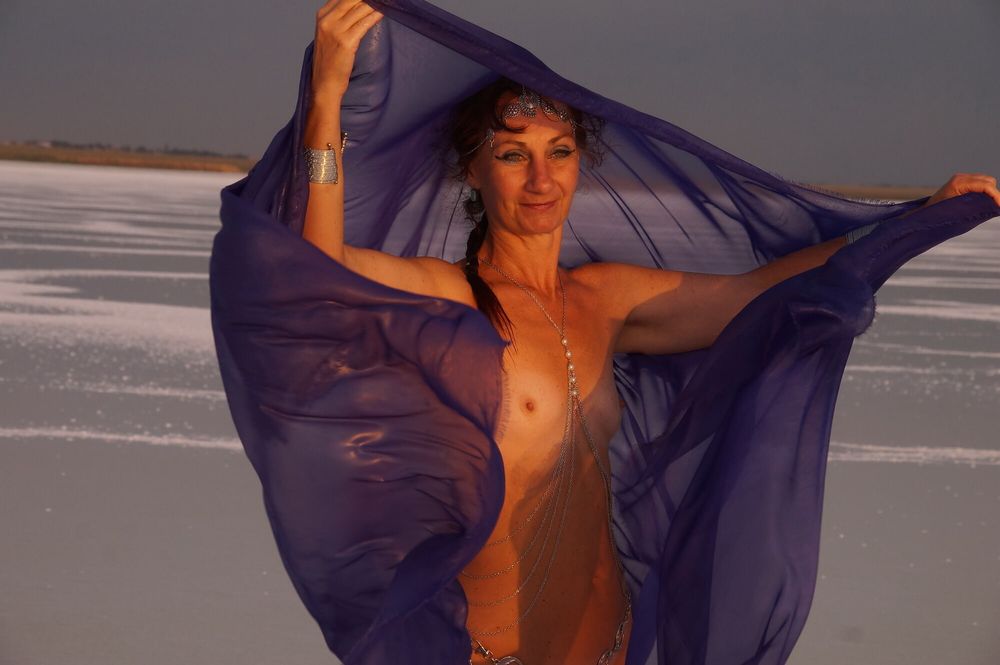 On Sunset-Light with DeepBlue Shawl on Salt- Lake #8