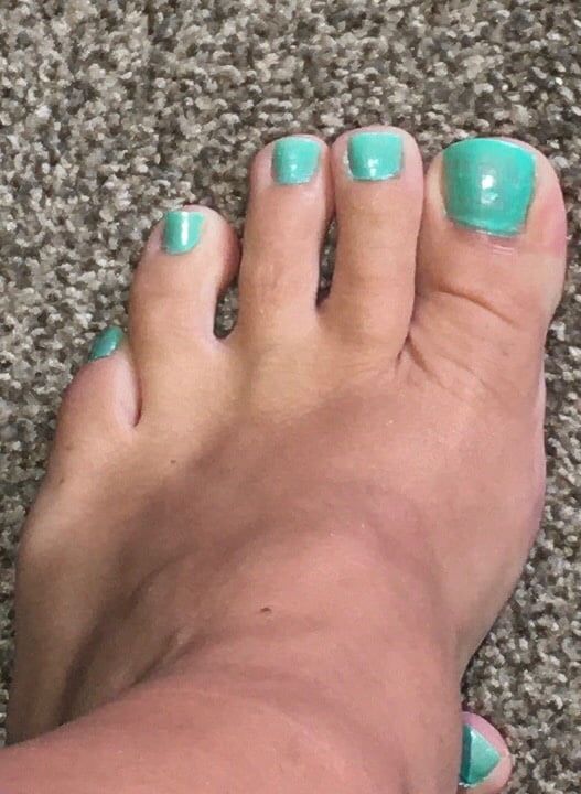 Some feet pics for all you foot guys out there #19