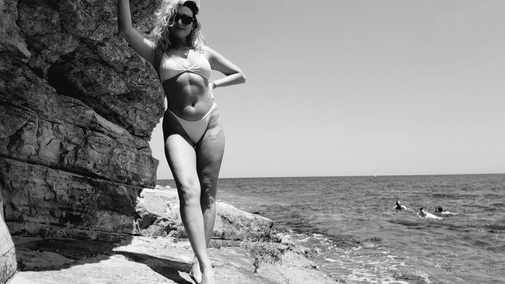 Sasha White 🤍 Free Photos #5