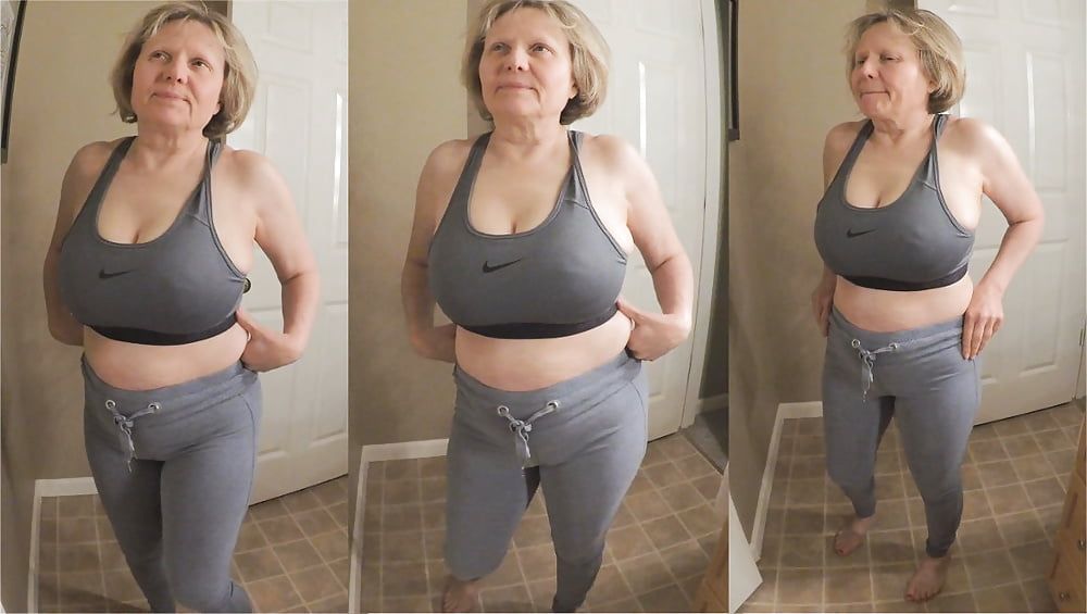 Hot GILF intense masturbation workout #41