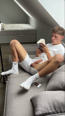 soccer twink reads and is horny