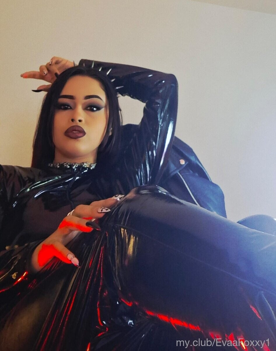 Free Evva 🖤 Photos #16
