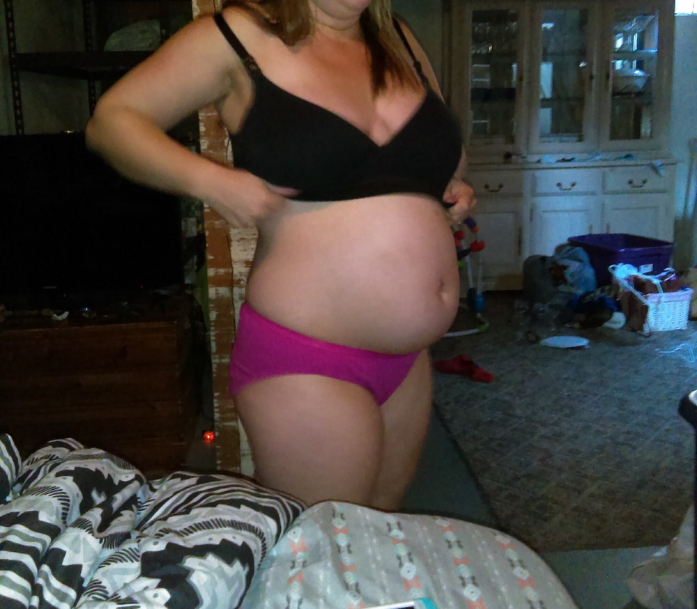 Dezahrae Dilley is pregnant #8