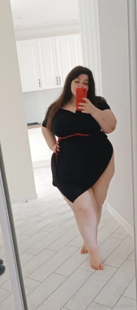 Curvy Queen  Free Photos #8
