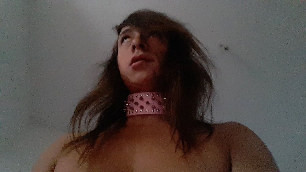 Tygra babe face with pink bitch necklace #24