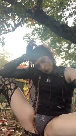 sexy goth t girl amber addamstg         