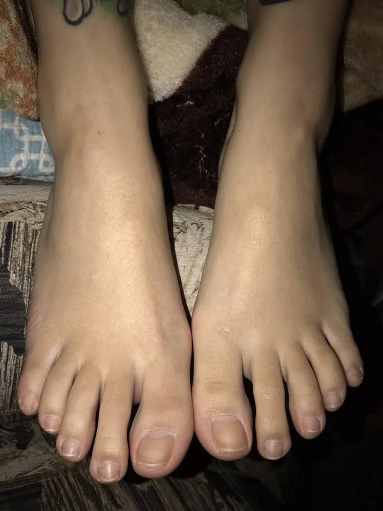 Cum Covered Latina Toes #26